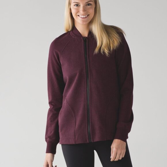 Lululemon - Pleat to Street Bomber in Heathered Bordeaux - Stretch Terry, 6 - Picture 4 of 13
